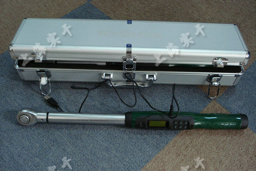 連電腦數(shù)顯扭力扳手