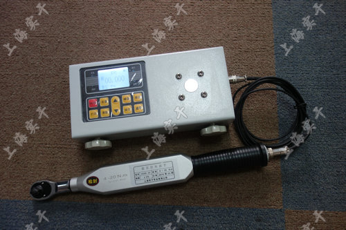 非標改制可連電腦數(shù)顯扭力扳手